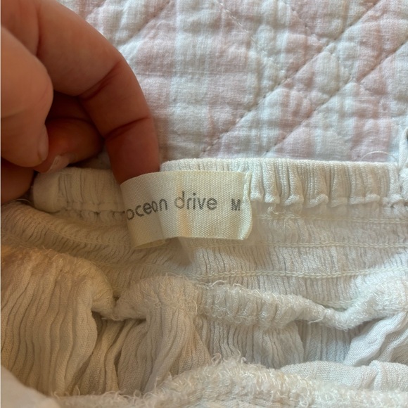 Ocean Drive White Ruffled Top - Picture 4 of 4